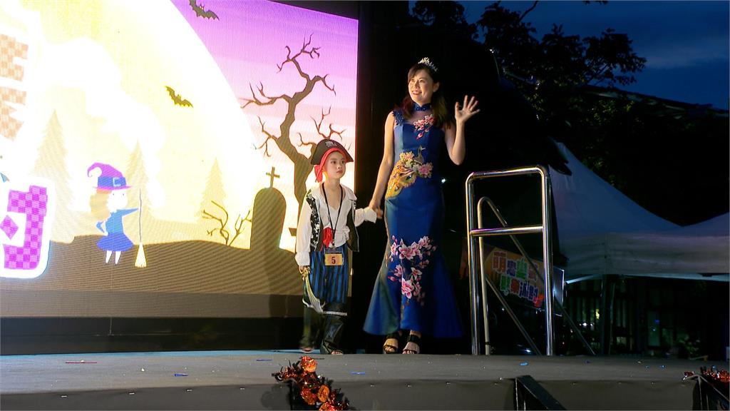 內湖大賣場「萌」鬼出關 小朋友大玩變裝還能拿禮物