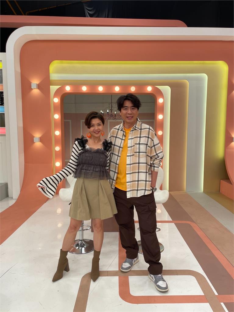 林姿佑老公「老婆只有一個」！大男人小亮哥偶爾甜言蜜語令人意外