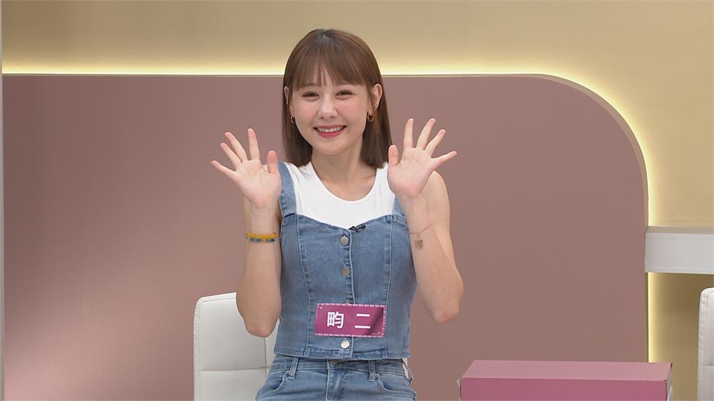 《姊妹亮起來》曲艾玲美國惡鄰居酗酒成癮!甚至放火燒房讓她嚇壞