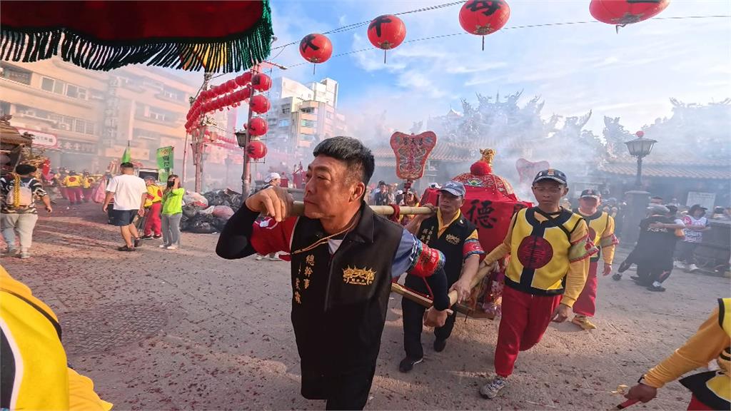 大庄媽徒步北港進香　駐駕朝天宮　北港宛如不夜城