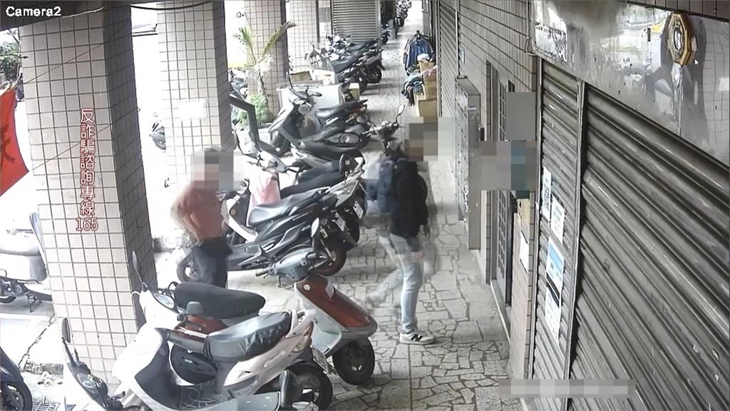 警方教會進行反詐宣導 眼尖見車手經過騎樓上前逮