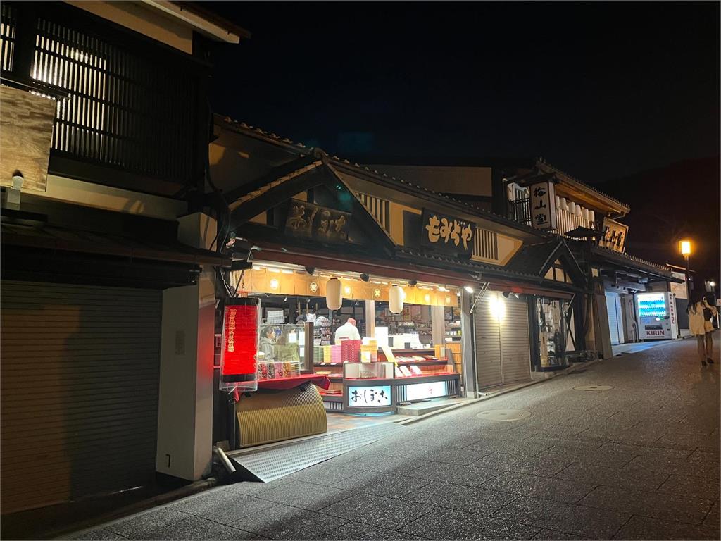 日本伴手禮店家「8字標語」飄超濃台味!2.5萬人狂點頭:精準打擊台灣客戶