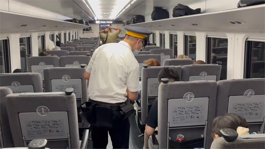 疑不滿列車長勸講電話大聲? 男客暴走嗆:我念法律的