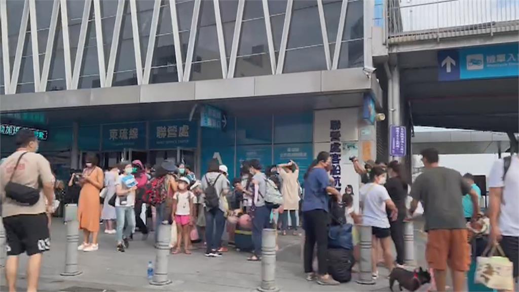 吉時已到新郎未到 國慶連假塞爆迎娶車隊延誤