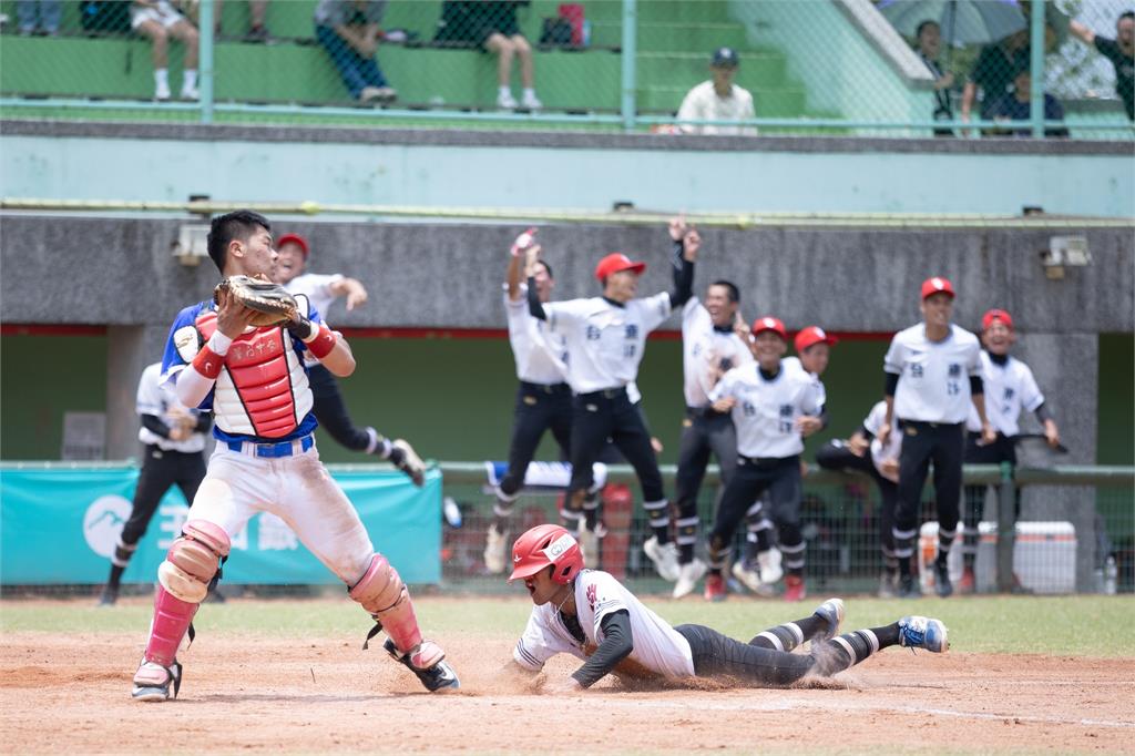 棒球(影)/玉山盃青棒賽敗部淘汰賽 台東縣延長賽上演逆轉秀奪勝