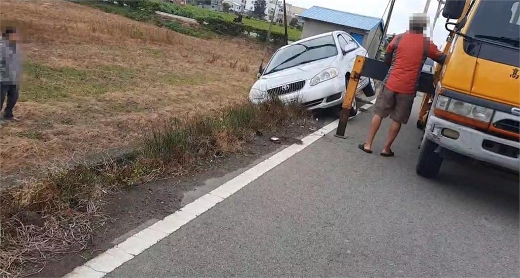強風釀災!苗栗多起路樹倒車輛翻溝 台中港破堤