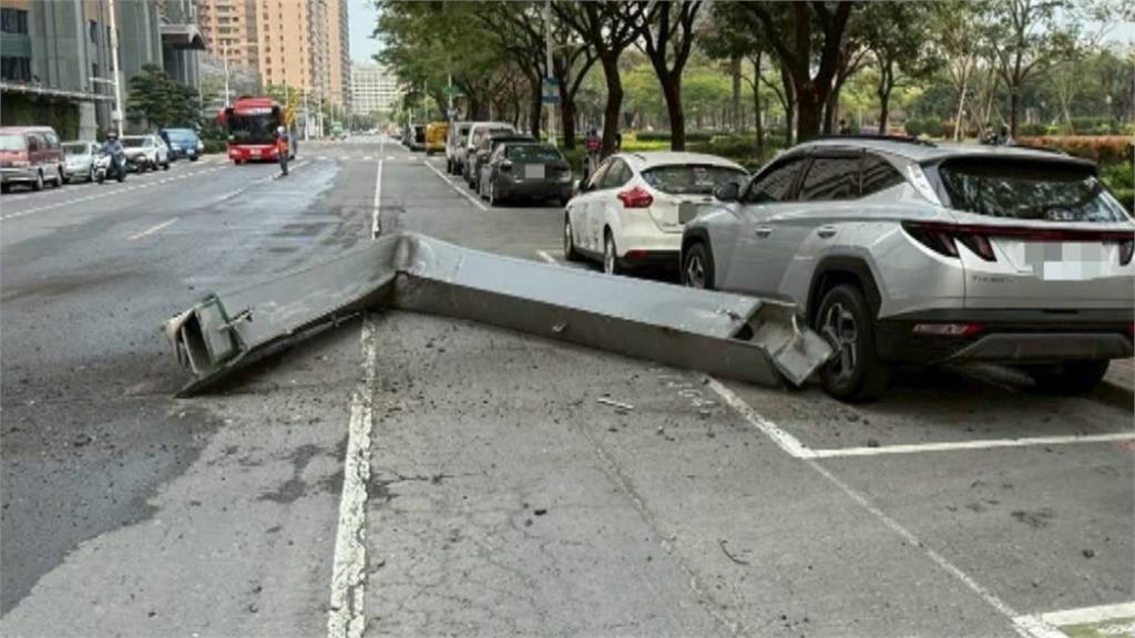 高雄某建案工地意外! 鋼梁「49樓墜下」砸死泰移工、毀臨停車