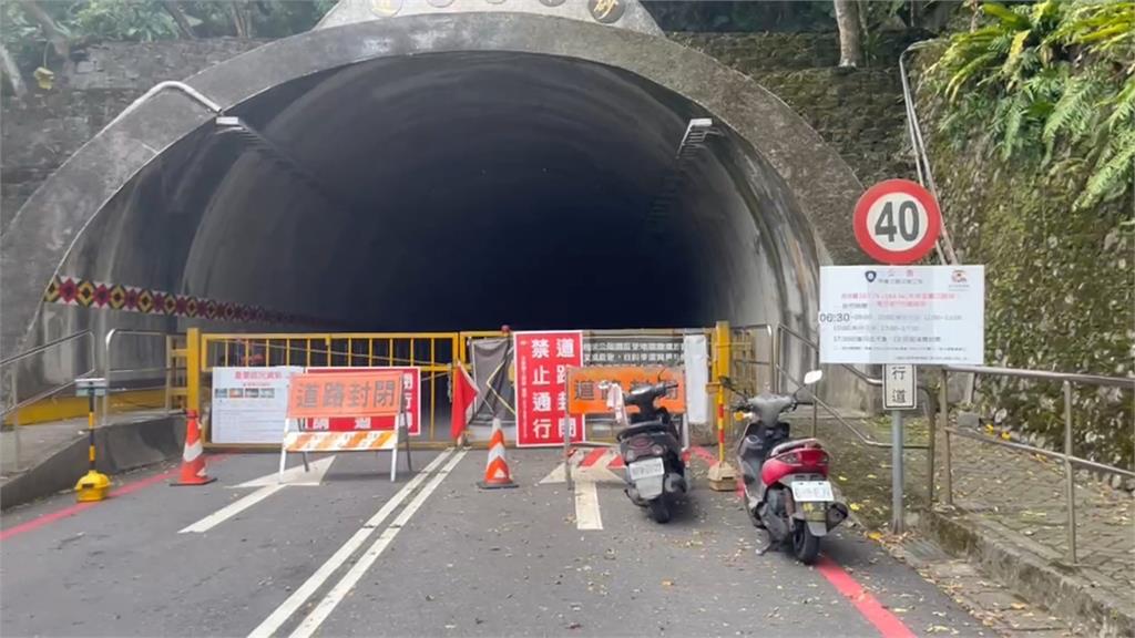 燕子口堰塞湖紅色警戒 落石多怪手挖降進度慢