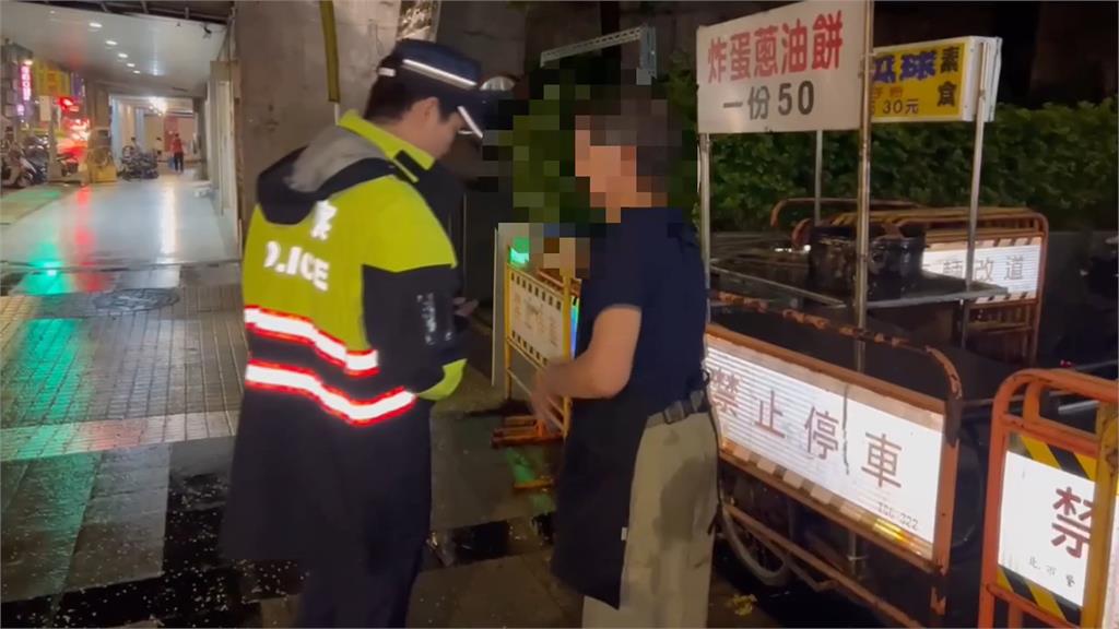 西門町攤販突起火 街頭藝人「趁機即興創作嘲諷」惹議
