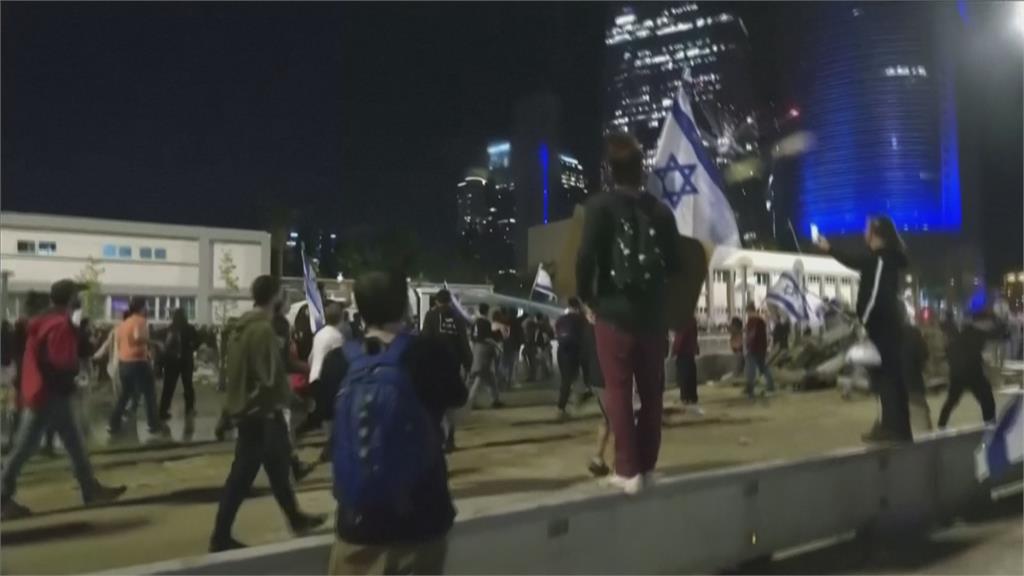 反司改示威延燒!內閣街頭陷混亂 以色列總理:暫緩立法程序