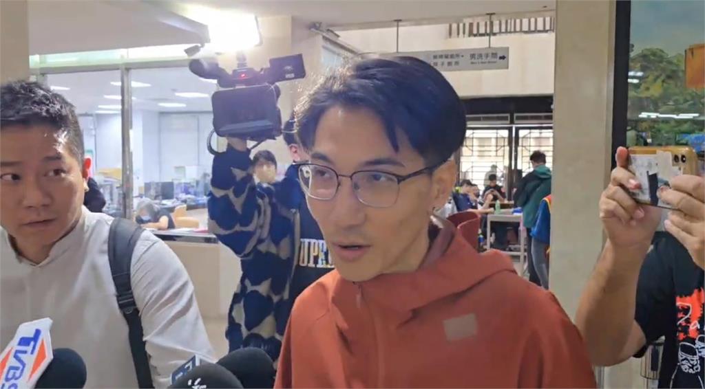 快新聞/北檢再度被傳喚! 李孝亮出庭