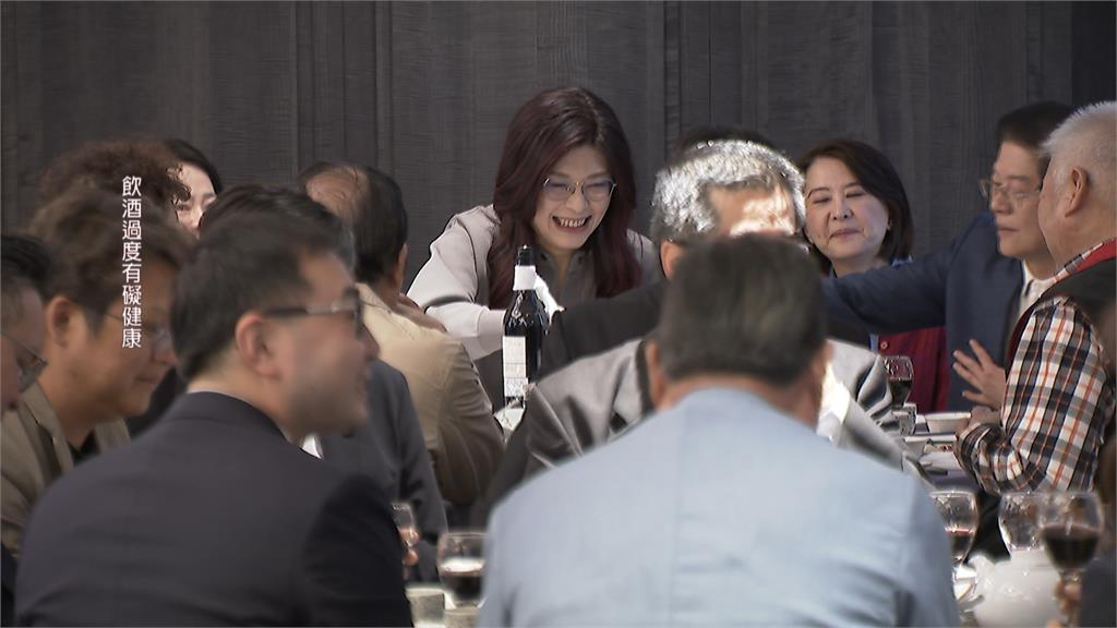 軍購案下週排審！鄭麗文與黨團餐敘　不見提8100億徐巧芯