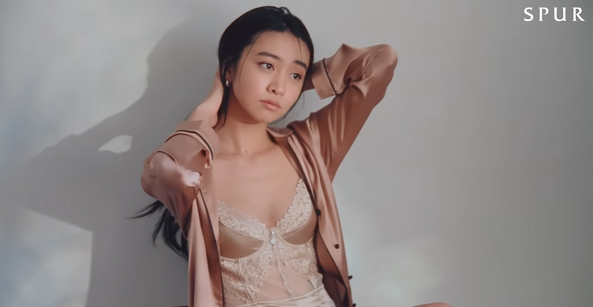 木村光希接內衣代言尺度大突破!蕾絲超貼身設計遠看像沒穿辣翻全網