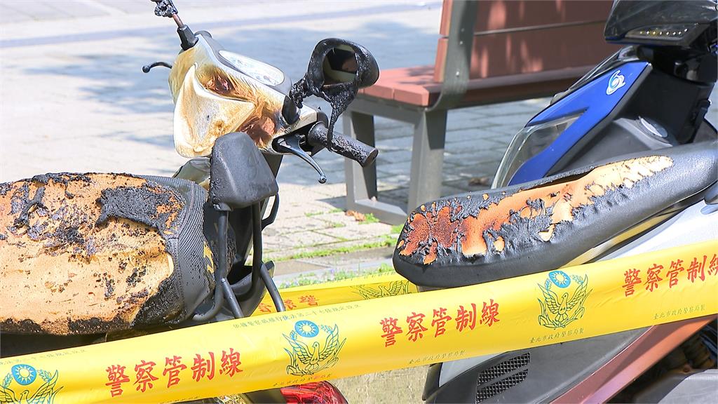 騎共享機車撞路邊車起火 男子逕自逃離遭法辦