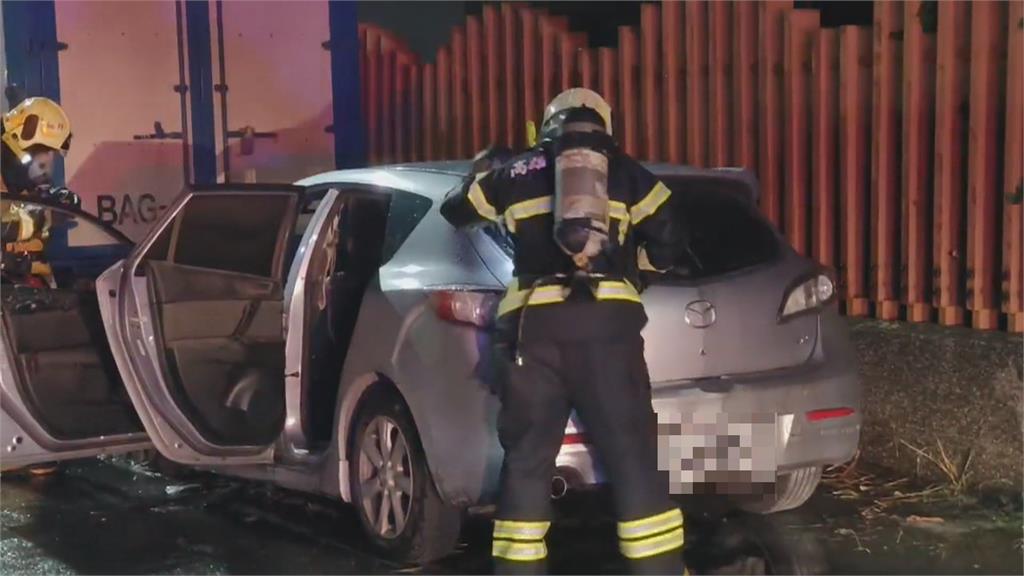 電動機車突自燃竄火 管理員趕緊廣播叫大家移車