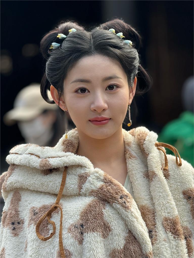 她170公分46公斤被嫌胖!徐嬌PO「男星崩壞照」轟:好看嗎 中國女星170公分46公斤被嫌胖!徐嬌PO「男星凹陷照」轟:好看嗎?