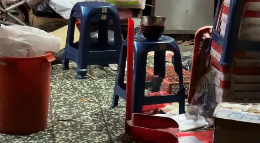 吃不到爆氣！不滿小吃店還沒營業怒砸　台中３醉漢涉案遭警帶回