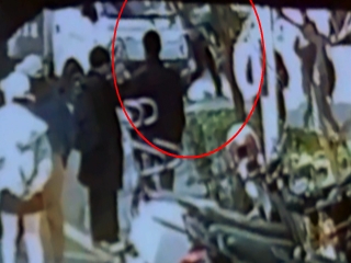 撞到人火氣這麼大? 目擊民眾稱聽到駕駛罵老翁「沒看路」