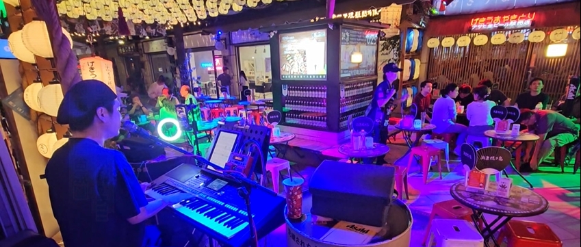 創意串燒包"橘子.糯米腸" 營造日本"屋台氛圍"