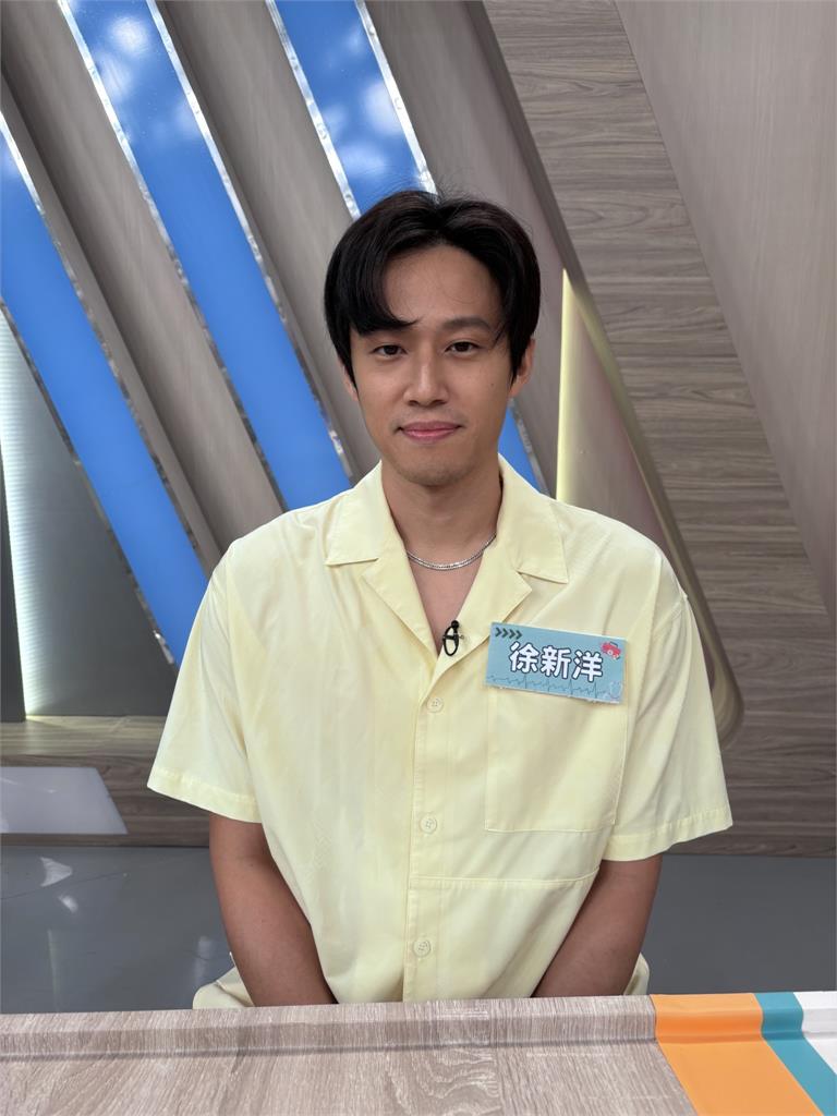 《醫學大聯盟》郭婷筠驚爆「不喝水狂嗑冰塊」!出門自備冰塊杯