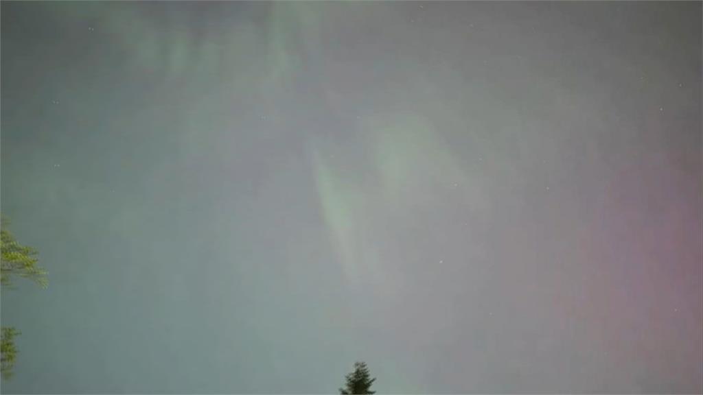 美爆了！地球磁暴　加拿大紅綠極光同時出現