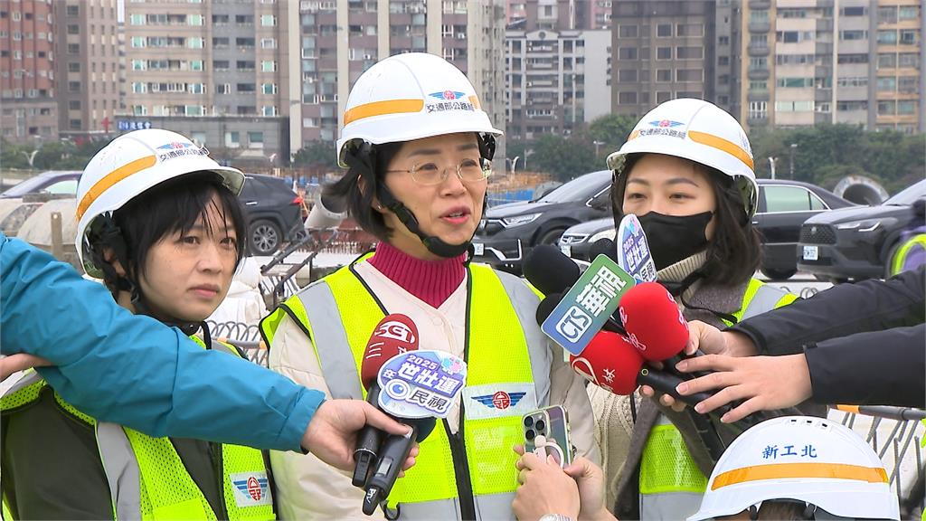 淡江大橋橋面板閉合考察 蘇巧慧、洪孟楷、黃國昌同場