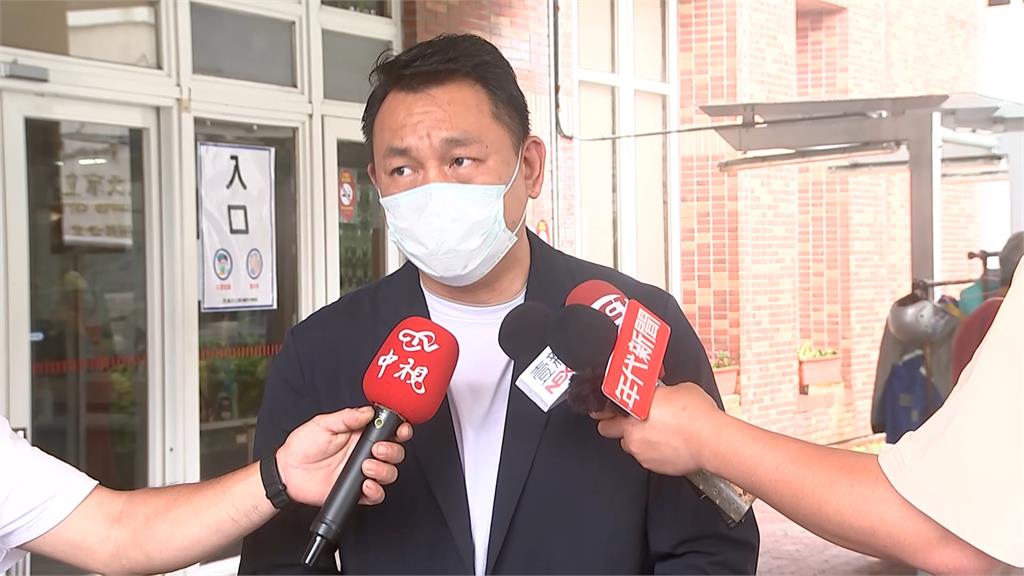 北市78歲老翁暴衝釀8傷 特斯拉職業駕駛提告求償