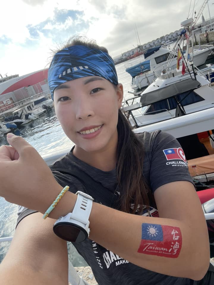 帶「國旗」泳渡直布羅陀海峽成台灣女子第1人　許汶而力拚橫渡英吉利海峽夢想