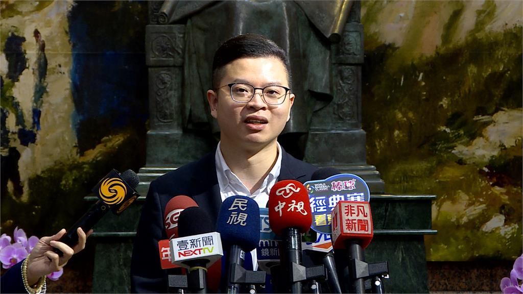 王義川猛讚「桃園治水神操」！凌濤嗨喊「接受」下秒慘遭鬼轉真相打臉…網瘋：天才釣手