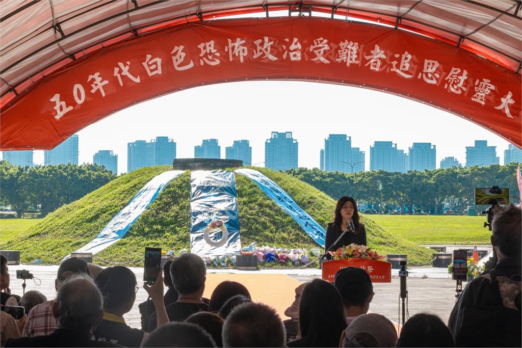 慘了？陳竹音「昔喊入籍中國」又回台灣選議員！脫口「兩岸統一招數」鄭麗文驚爆也同場
