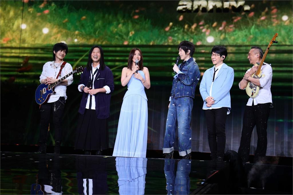 五月天25週年大巨蛋開唱！神級嘉賓驚喜現身　 首唱未發表新歌嗨翻