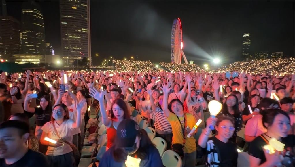 快新聞/五月天提早過年突唱〈鳳陽花鼓〉 阿信感性嘆:總有走下坡的一天