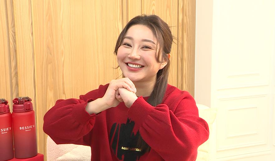 "寵到天花板"!天后闆妹撒福袋禮 最大獎項夢幻賓士