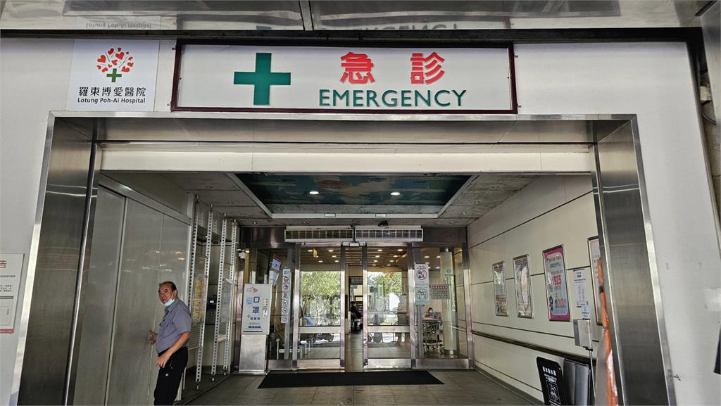 快新聞/課堂濺血!宜蘭某高職生持刀刺同學 背部中2刀送醫急救