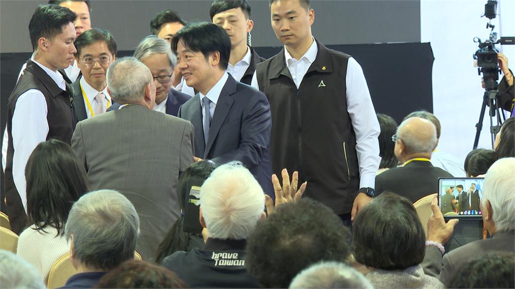 才出訪回國 今出席人權活動 賴總統重申:堅持民主自由 不走威權老路