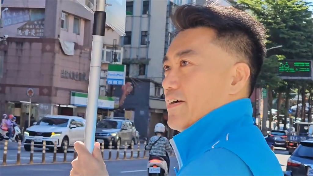 罷免衝刺! 基隆絕沛邀陳慕義站台 林沛祥孤軍奮戰站路口喊「不同意」