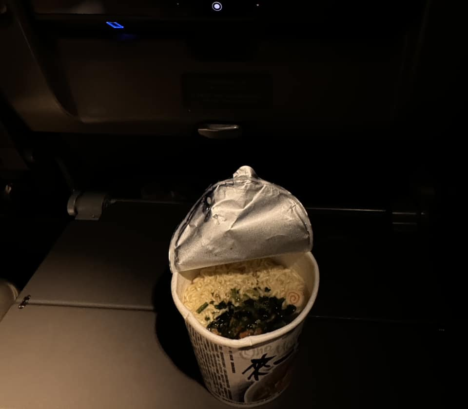 高嘉瑜飛美國「自備1法寶」網狂讚聰明!一下飛機狂嗑2台灣味:太幸福