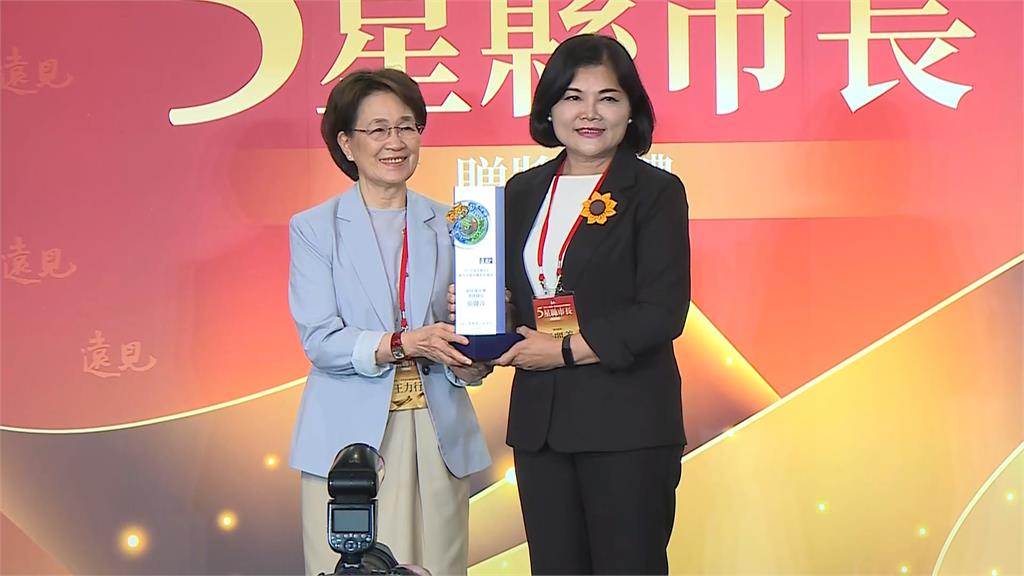 施政滿意度突破7成 張麗善榮獲「最佳進步獎」