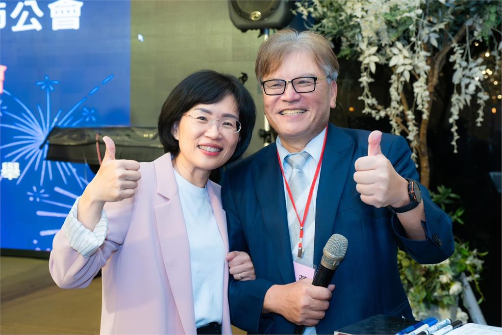 快新聞／「新北市會計師公會」成立！蘇巧慧現身力挺　全場熱喊「市長好」