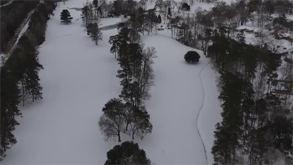 美國南部罕見暴風雪至少12死　逾2千航班取消