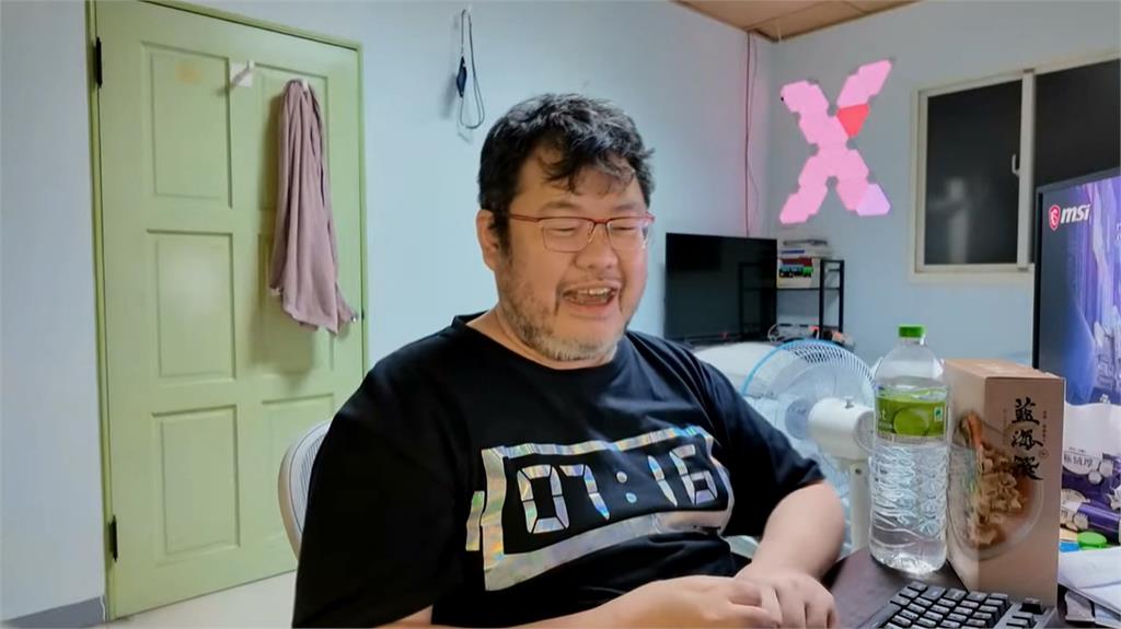 陳智菡被爆月領20萬稱「人少事多」　四叉貓嗆不滿別做