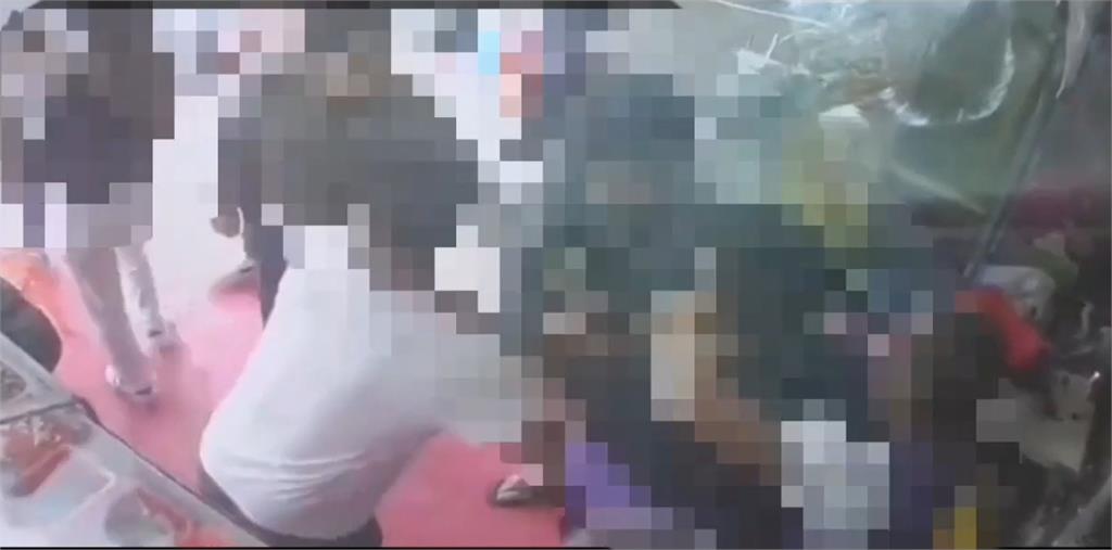 高國豪Crossover吃掉嫂子!兄弟街頭重演「對決戲碼」網酸:餃子好吃嗎