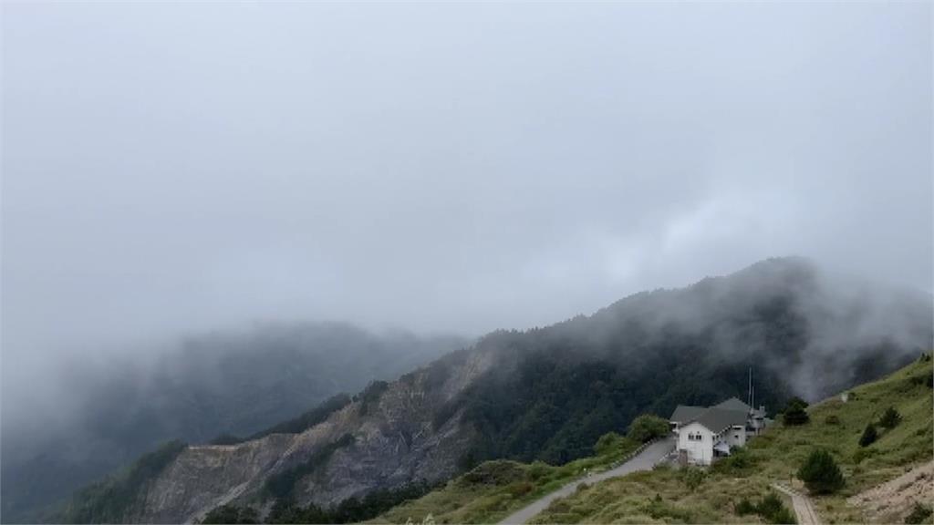 中颱「杜蘇芮」步步逼近　合歡山清晨吹起8級強陣風