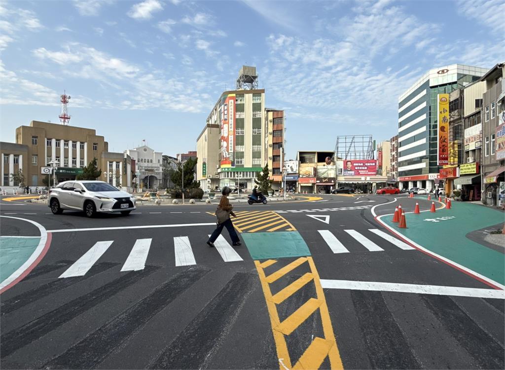 標線改造加速疏導車流 台南新營完成全國首座螺旋圓環！