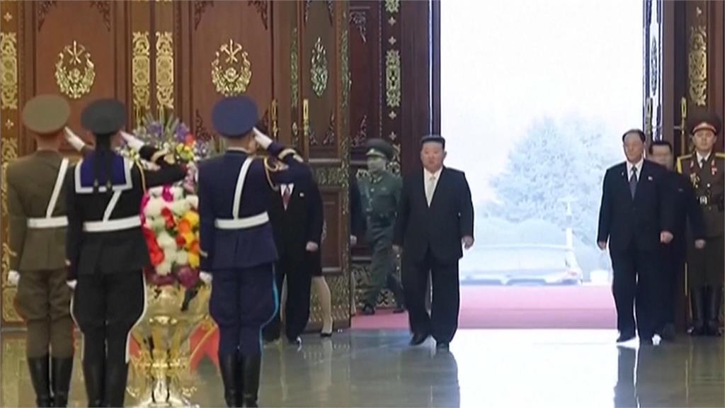 北韓「光明星節」　金正恩時隔4年參謁錦繡山太陽宮