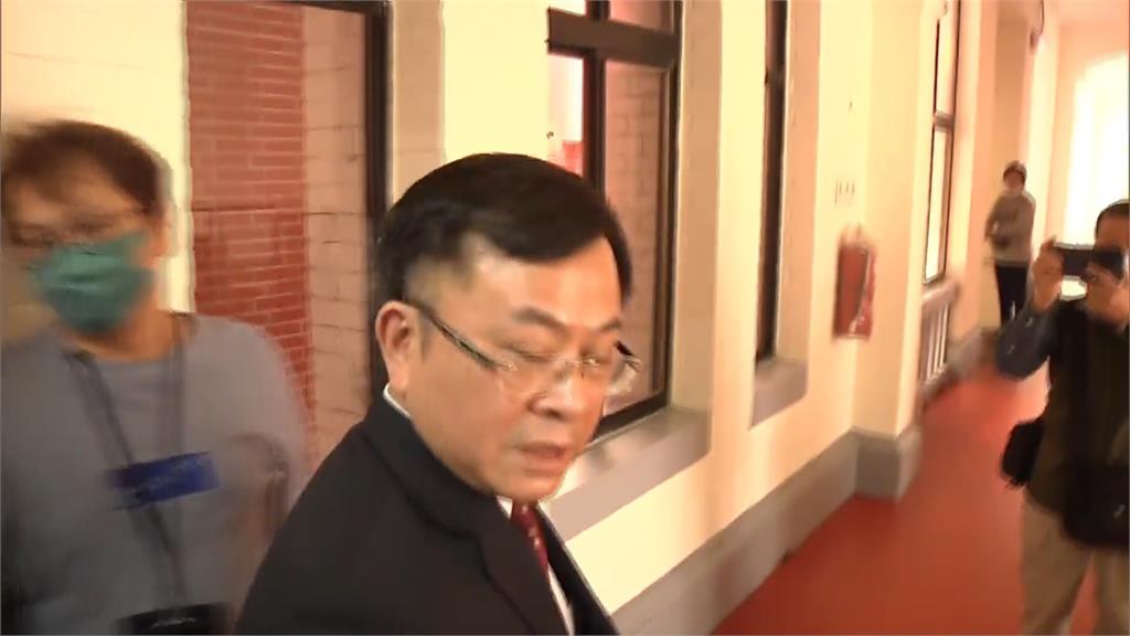 涉護航鏡電視取得執照 NCC主委陳耀祥列他字案瀆職罪被告
