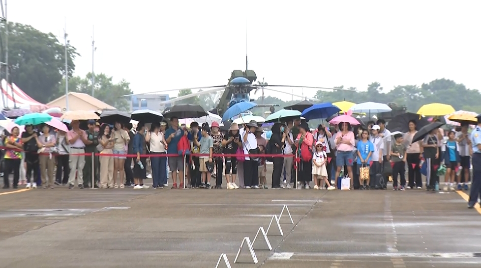 嘉義空軍基地週六展演未演先轟動　F16V戰機今年首度參演吸引大批軍事迷