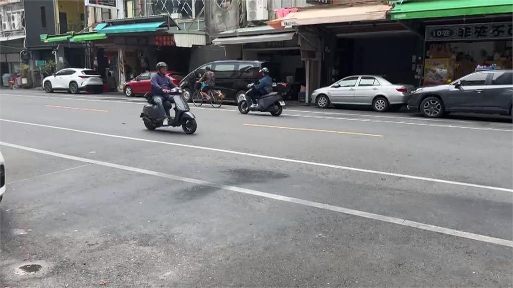 夜市占卜遇到狼！　占卜師強吻性騷稱「前世有緣」