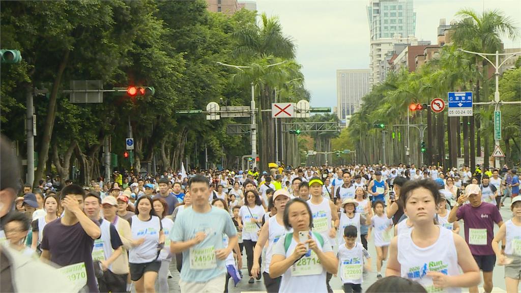 獨家／路跑「鐵腿」怎麼恢復？亞馬生醫創辦人馬瑞彣博士揭「3關鍵」