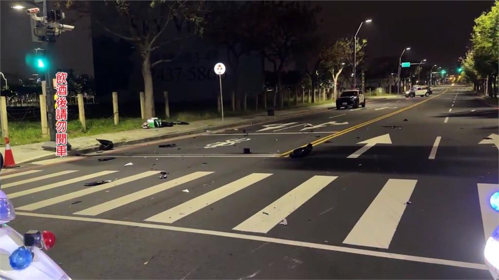 台中外送員遭酒駕闖燈車撞飛! 駕駛「無照」還肇逃